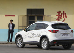始终勒紧的安全带 与专业车手体验CX-5