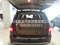 14奔驰GL350主打颜色流星灰  现车108万