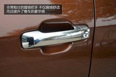 2014款丰田坦途抢先实拍 更大气/更豪华