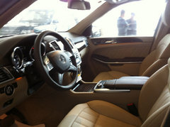 2013款奔驰GL350  顶配抄底价特惠106万