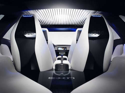 捷豹公布智能全铝架构并全球首秀C-X17