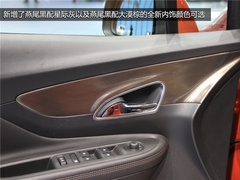 内饰配置小有升级 别克2014款昂科拉实拍
