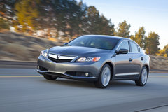 Acura ILX获2013美国驾驶者最青睐奖