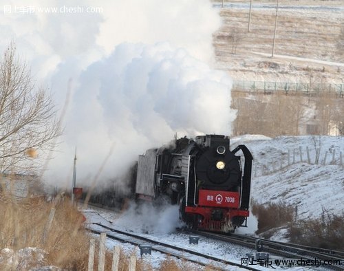 内蒙惠通陆华路虎俱乐部：元旦玩转冰雪