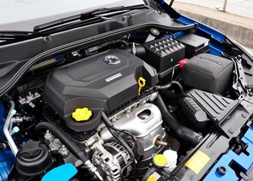 英伦品质PK日系特色 MG5、新骐达大对决