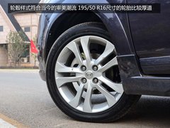 高性价比的选择 试驾昌河铃木利亚纳A6