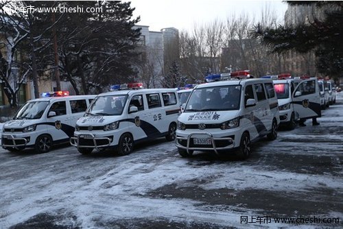 夜巡车队新标兵 佳宝V80服役长春市公安局警队