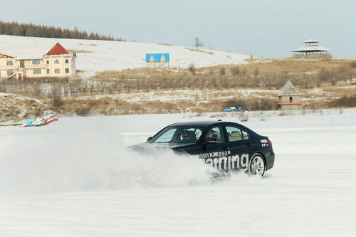 宝马北区启动2013年BMW 冰雪驾驶培训