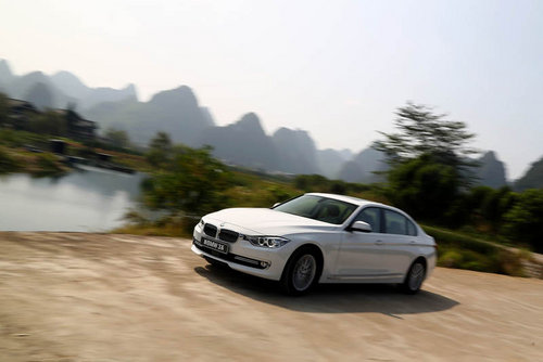 BMW 3系斩获2013“年度安全车奖”