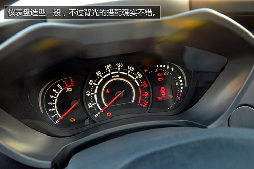 手机远程遥控 试驾体验广汽吉奥GA轿车
