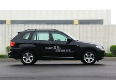 新款宝马X5中规版  现车优惠最低93.4万