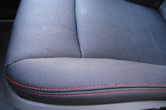 绍兴汽车网 真皮座椅