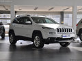 Jeep自由光2.4L上市 售價(jià)37.59-45.99萬(wàn)