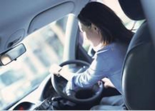女性驾车安全最重要 几点注意事项需了解