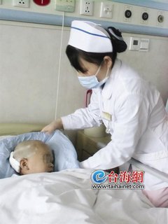 漳龙高速发生惨烈车祸 祖孙4人两死两伤