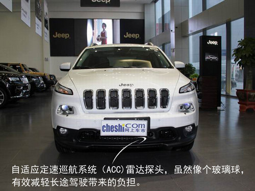 进口Jeep自由光9速新标杆 营口到店实拍