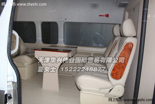 丰田海狮13座自动挡  专业改装航空座椅