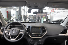 40万元区间 最新一代城市SUV Jeep自由光