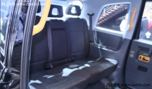 空间舒适 出租车变身商务车 吉利英伦TX4 20.8万起上市