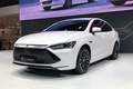 比亚迪秦PLUS即将开售 百公里油耗低至3.8L