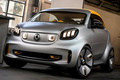 奔馳smart史上最大車型9月發布 采用吉利PMA純電平臺
