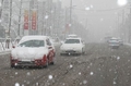 下雪天-慢为先！ 雪天安全驾驶行车技巧