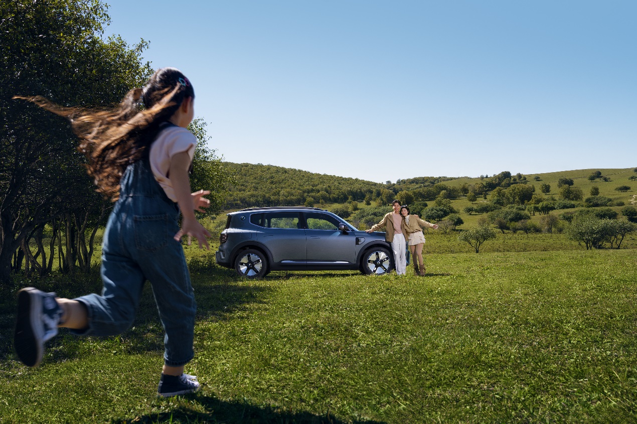 smart品牌旗下首款插电混动SUV #5 EHD超级电混上市 16.99万元起