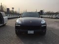2018款保時(shí)捷卡宴平行進(jìn)口 對(duì)比中規(guī)配置
