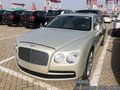 2016款賓利飛馳4.0T 5座頂配21輪轂實拍