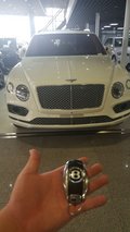 2017款宾利添越 精英帅哥都在开这款SUV