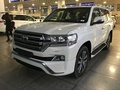 2019款丰田酷路泽5700 V8动力强劲超给力