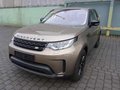 2018新款路虎发现五 出色的越野能力著称