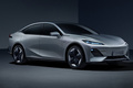 長安全新純電轎車亮相！比Model 3大 預計15萬起售
