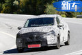 雷諾個性小車酷似“梅甘娜” 外觀微調/10月亮相