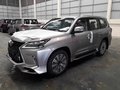 18雷克薩斯LX570 限量版金屬漆特價凌志