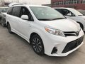 2018款加版豐田塞納四驅(qū)LE 低配帶電動門