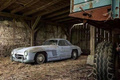“鷗翼門”鼻祖：探秘被遺忘在谷倉里的奔馳300SL Gullwing