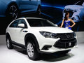 比亚迪唐最低25.13万元起 现车足颜色全