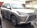 18款雷克薩斯LX570 加版8座極高實用價值