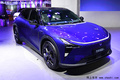 上市1個月，極越01官降3萬！提前“卷”小米汽車