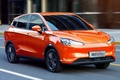 火力全開！哪吒汽車銷量暴增3.3倍 V系車大漲103%