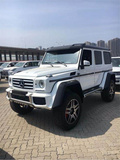 2018款墨版奔馳G500 家族經(jīng)典范從未改變