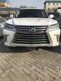 18中東版雷克薩斯LX570現(xiàn)車 八座越野王