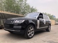 18款路虎攬勝創(chuàng)世加長(zhǎng) 懸浮式車頂更時(shí)尚