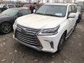 18款雷克薩斯LX570現(xiàn)車預定 8座底盤升降