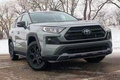豐田RAV4越野版實拍！配運(yùn)動套件/搭2.5L引擎