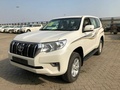 2018款豐田普拉多2700 現(xiàn)車供應(yīng)港口報(bào)價(jià)