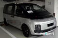 現(xiàn)代全新MPV曝光！配邁巴赫雙色車身，內(nèi)飾能接受嗎