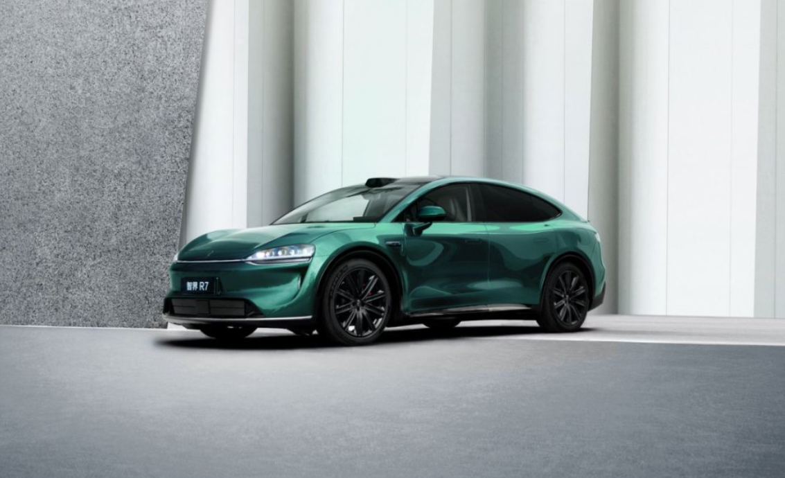 新款智界R7/S7開(kāi)啟全國(guó)交付 智界品牌2.0成果加速落地