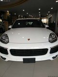 保時(shí)捷卡宴加規(guī)汽油版 高端越野90萬(wàn)撒歡